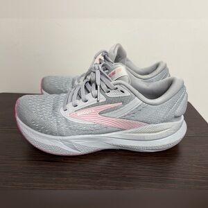 Brooks GTS 24 Women's Athletic Shoes in Gray and Pink